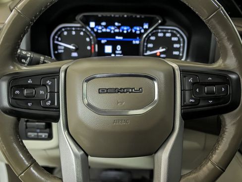 Used 2021 GMC Yukon XL Denali w/ Denali Ultimate Package AWD/4WD image 22