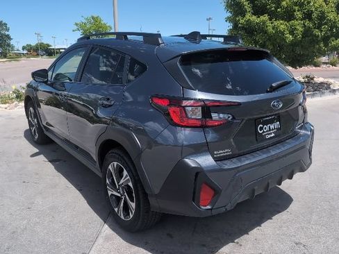Used 2025 Subaru Crosstrek 2.5i Premium AWD/4WD image 5