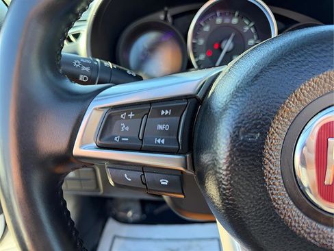 Used 2017 FIAT 124 Spider Lusso image 42