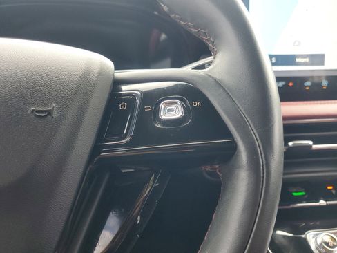 Used 2023 Lincoln Corsair Reserve w/ Jet Appearance Package image 24