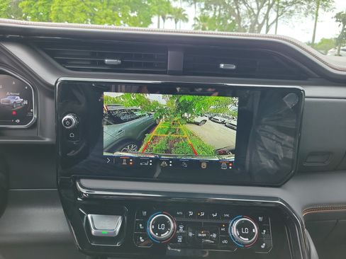 New 2026 GMC Sierra 1500 AT4 w/ AT4 Premium Package AWD/4WD image 11