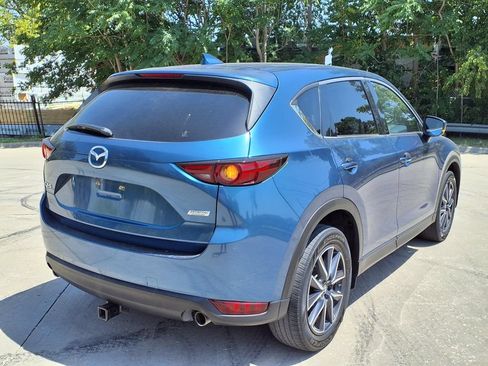 Used 2017 MAZDA CX-5 Grand Touring w/ Premium Package FWD image 3