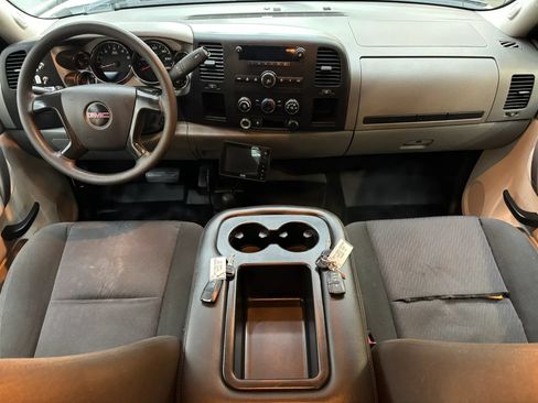 Used 2011 GMC Sierra 2500 W/T AWD/4WD image 11
