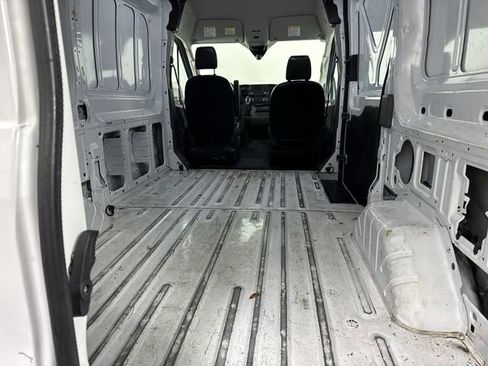 Used 2023 Ford Transit 250 Medium Roof RWD image 31