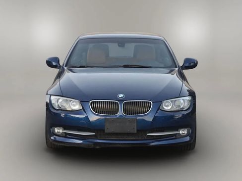 Used 2013 BMW 328i Convertible image 4