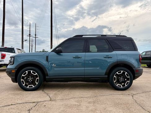 Certified 2021 Ford Bronco Sport Outer Banks w/ Outer Banks Package AWD/4WD image 1