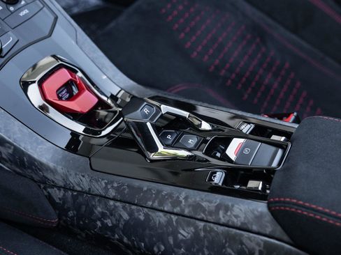 Used 2018 Lamborghini Huracan Performante image 46