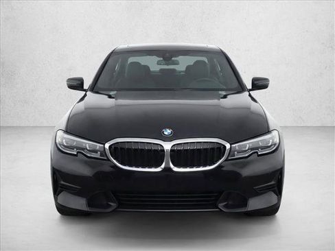 Used 2020 BMW 330i xDrive Sedan w/ Convenience Package image 2