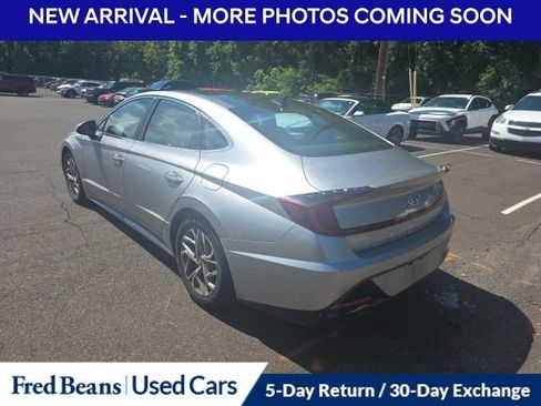 Used 2020 Hyundai Sonata SEL w/ Premium + Sunroof Package FWD image 9