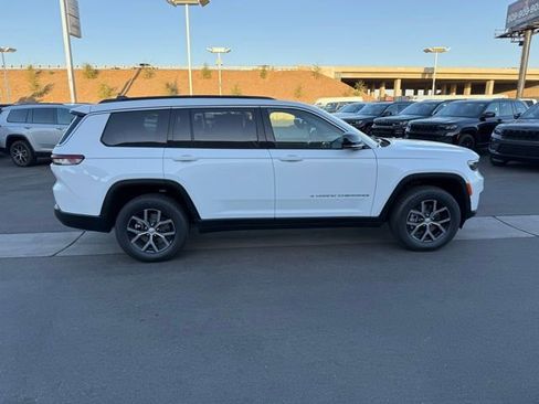 New 2025 Jeep Grand Cherokee L Limited w/ Trailer Tow Package image 7