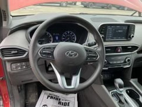Used 2019 Hyundai Santa Fe SE AWD/4WD image 13