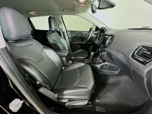 Used 2019 Jeep Compass Limited w/ Safety & Security Group AWD/4WD image 41
