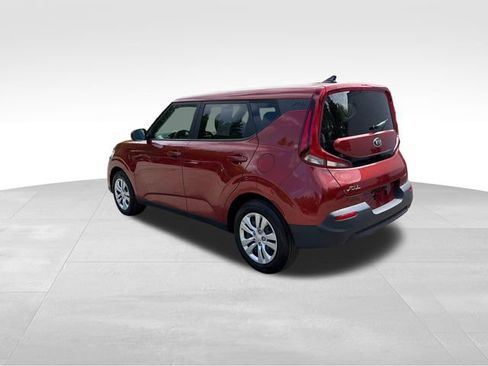 Used 2021 Kia Soul LX FWD image 5