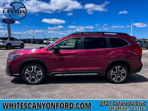 Used 2024 Subaru Ascent Limited w/ Technology Package AWD/4WD image 2
