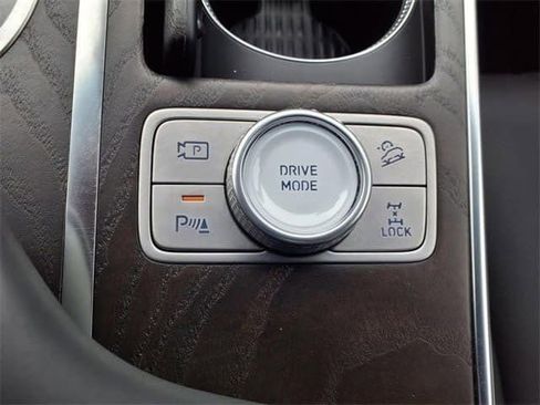 Used 2024 Genesis GV80 3.5T w/ Prestige Package image 17