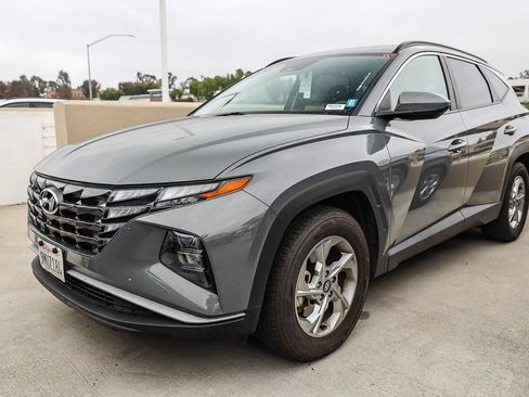 Used 2024 Hyundai Tucson SEL FWD image 3