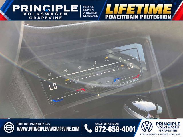 Used 2023 Volkswagen Tiguan SE R-Line FWD image 21