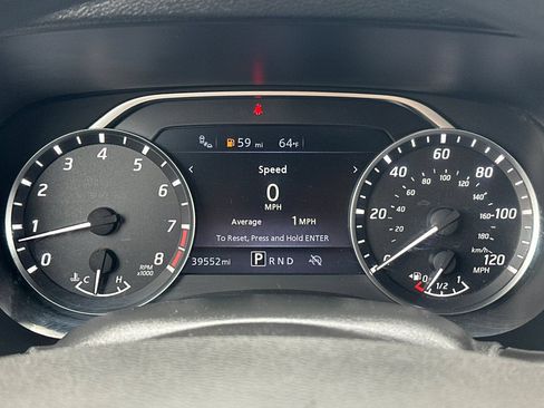 Used 2024 Nissan Frontier SV w/ Technology Package RWD image 27