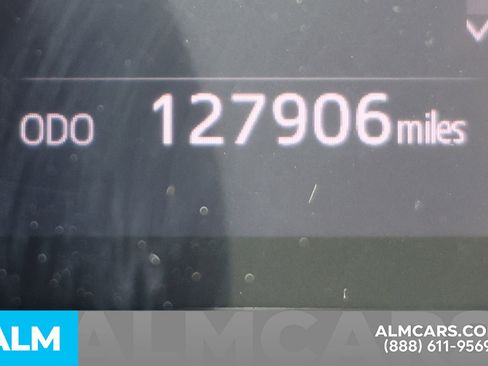 Used 2020 Toyota Camry SE image 50