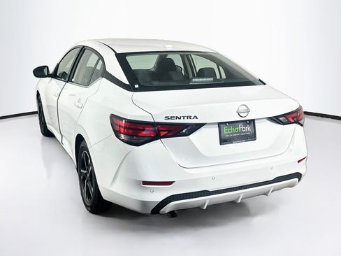Used 2025 Nissan Sentra SV FWD image 5