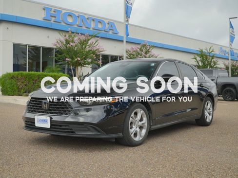 Used 2023 Honda Accord LX image 1