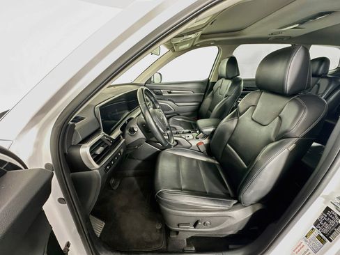 Used 2025 Kia Telluride S AWD/4WD image 13