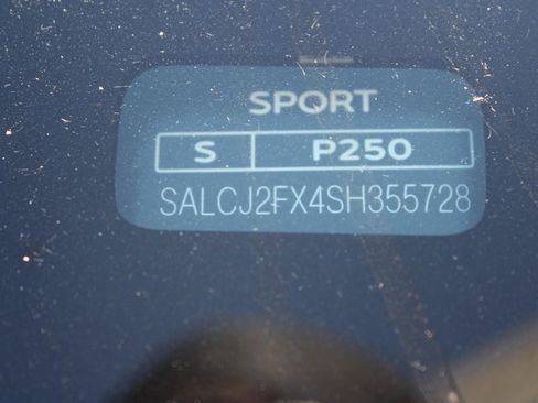 Certified 2025 Land Rover Discovery Sport S image 38