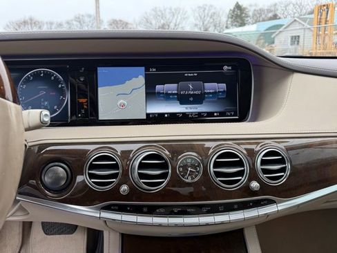 Used 2017 Mercedes-Benz S 550 4MATIC Sedan image 18