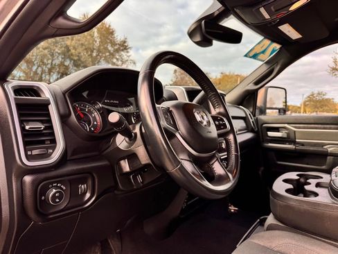 Used 2024 RAM 2500 Big Horn image 37