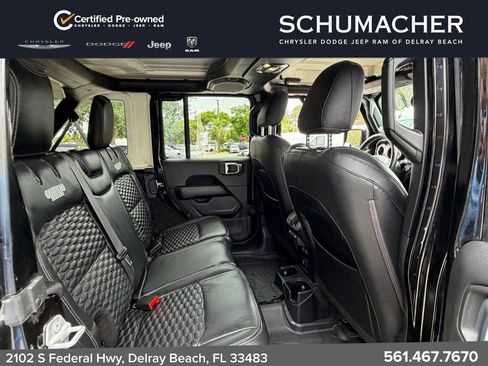 Used 2021 Jeep Wrangler Unlimited Sahara AWD/4WD image 14