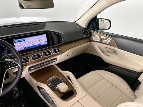 Used 2024 Mercedes-Benz GLE 350 4MATIC image 24