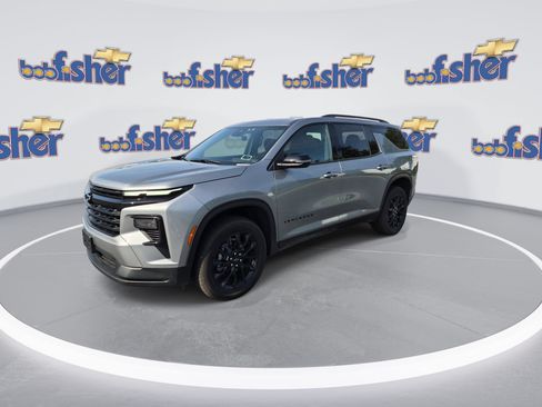 Certified 2026 Chevrolet Traverse LT w/ Midnight/Sport Edition AWD/4WD image 9