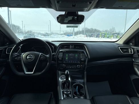 Used 2023 Nissan Maxima Platinum image 15