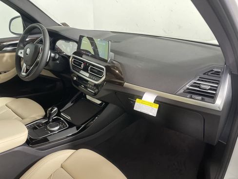 Used 2023 BMW X3 xDrive30i w/ Convenience Package AWD/4WD image 17