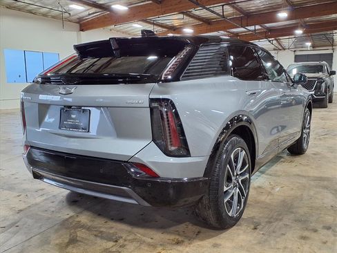 New 2026 Cadillac Optiq Sport 2 image 8