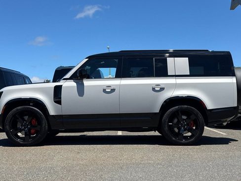 New 2026 Land Rover Defender 130 X AWD/4WD image 2