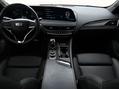 Used 2025 Cadillac CT5 Sport RWD image 7