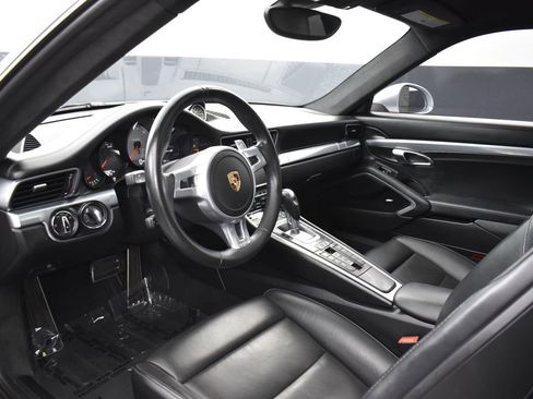 Used 2016 Porsche 911 Carrera 4S image 16