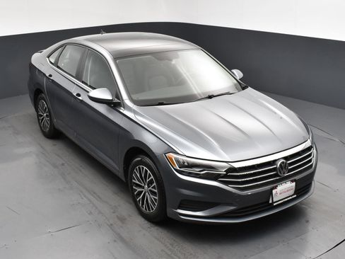Used 2021 Volkswagen Jetta FWD image 17