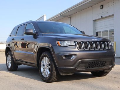 Used 2017 Jeep Grand Cherokee Laredo w/ Quick Order Package 23E