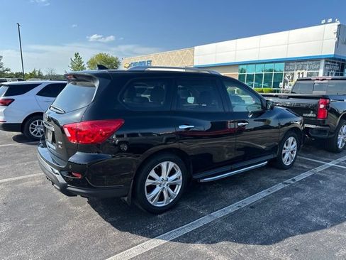 Used 2019 Nissan Pathfinder SL w/ SL Premium Package AWD/4WD image 4