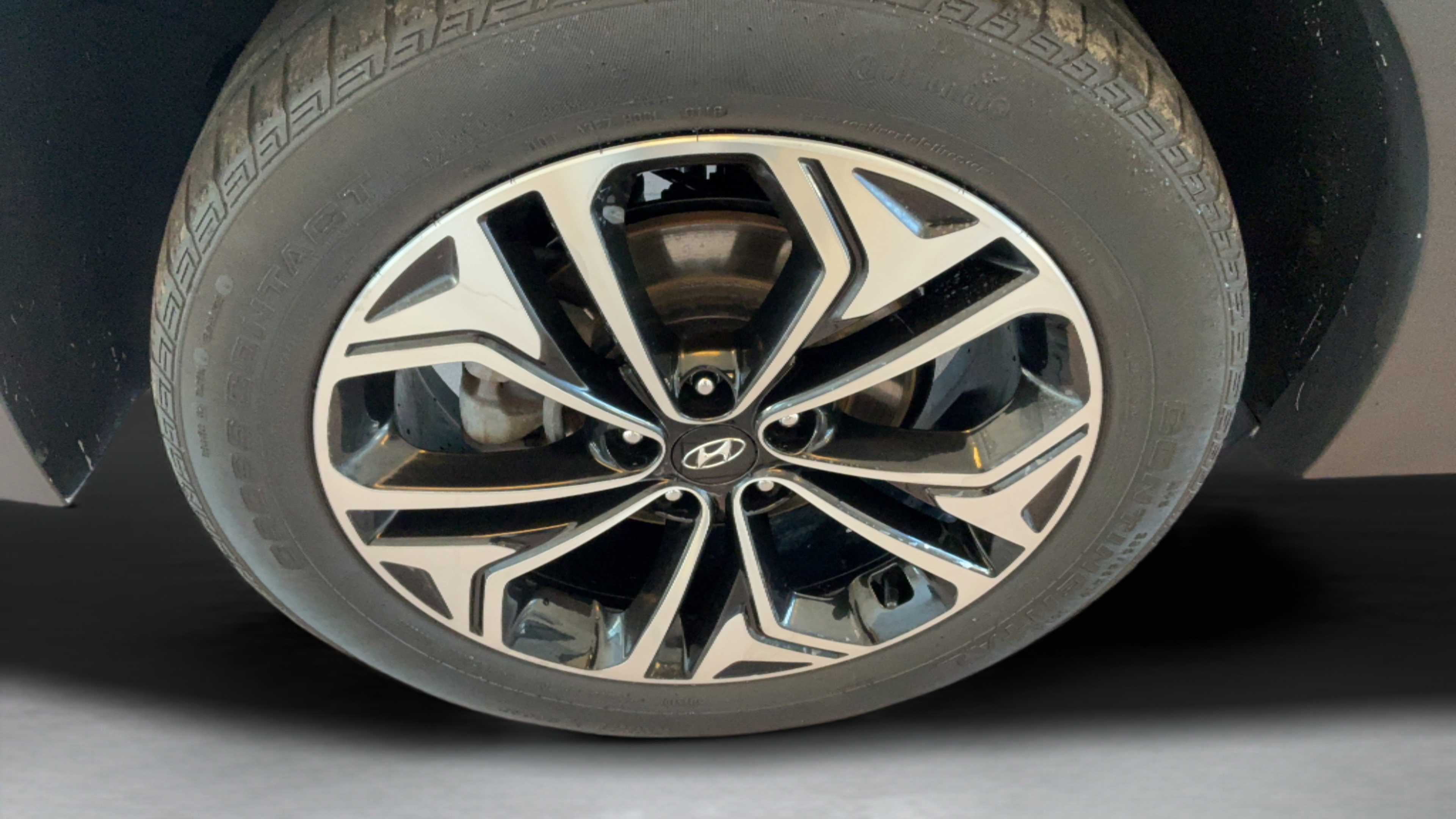 Used 2020 Hyundai Santa Fe Limited AWD/4WD image 47