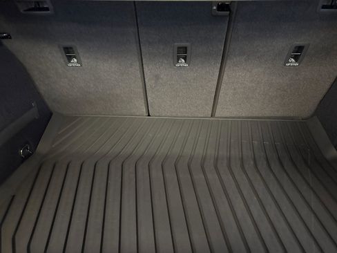 New 2027 Audi Q6 e-tron Premium image 14