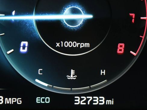 Used 2023 Kia Sorento SX image 18