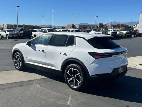 New 2026 Chevrolet Equinox EV LT w/ Comfort Package image 25