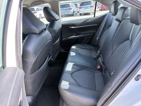 Used 2023 Toyota Camry SE image 20