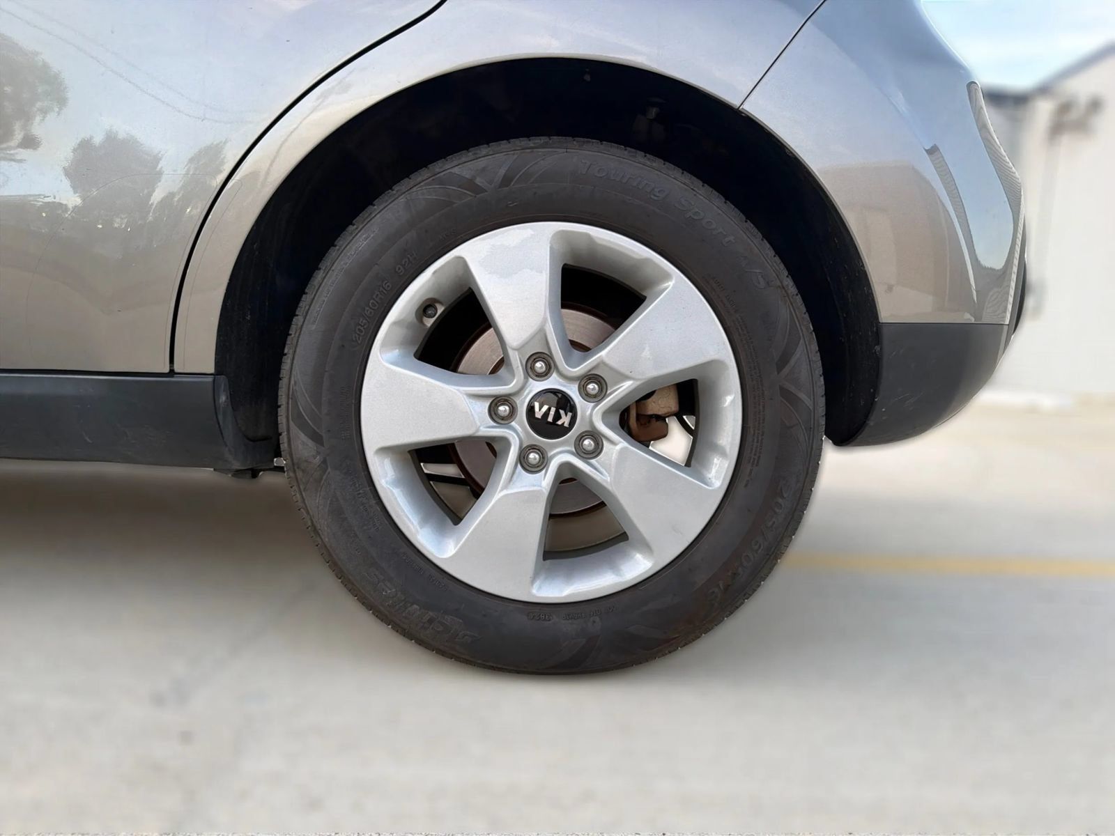 Used 2019 Kia Soul FWD image 29