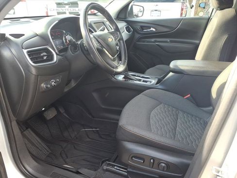 Used 2020 Chevrolet Equinox LT image 20