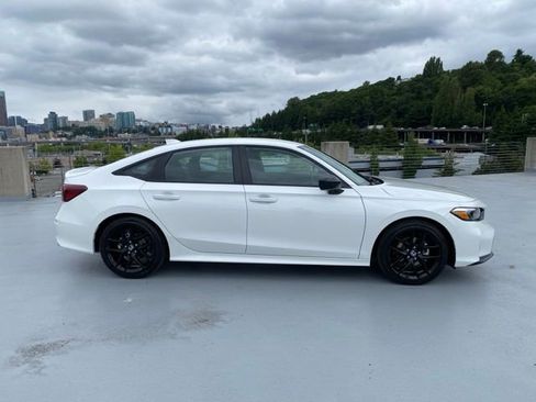 Used 2026 Honda Civic Sport image 2