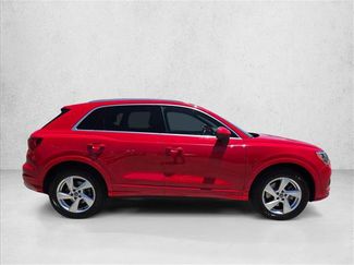 Used 2020 Audi Q3 2.0T Premium w/ Convenience Package AWD/4WD video 4